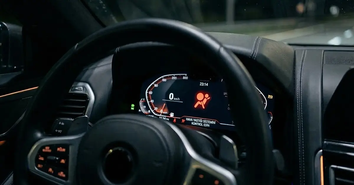 Durduk Yere Airbag Lambası Neden Yanar?